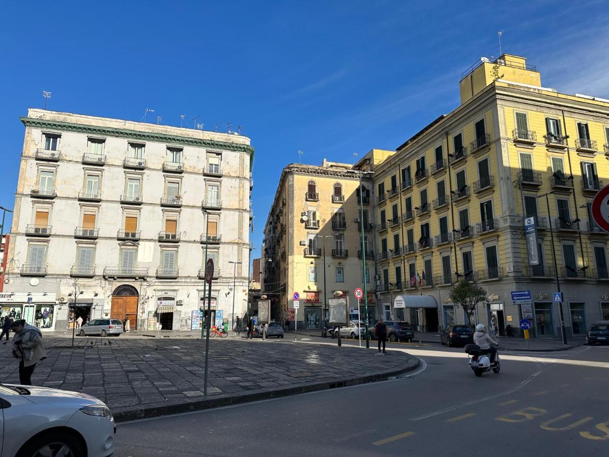 Garibaldi Guest House Napoli Bagian luar foto